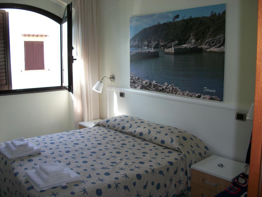 Hotel Tirreno Formia Camera foto