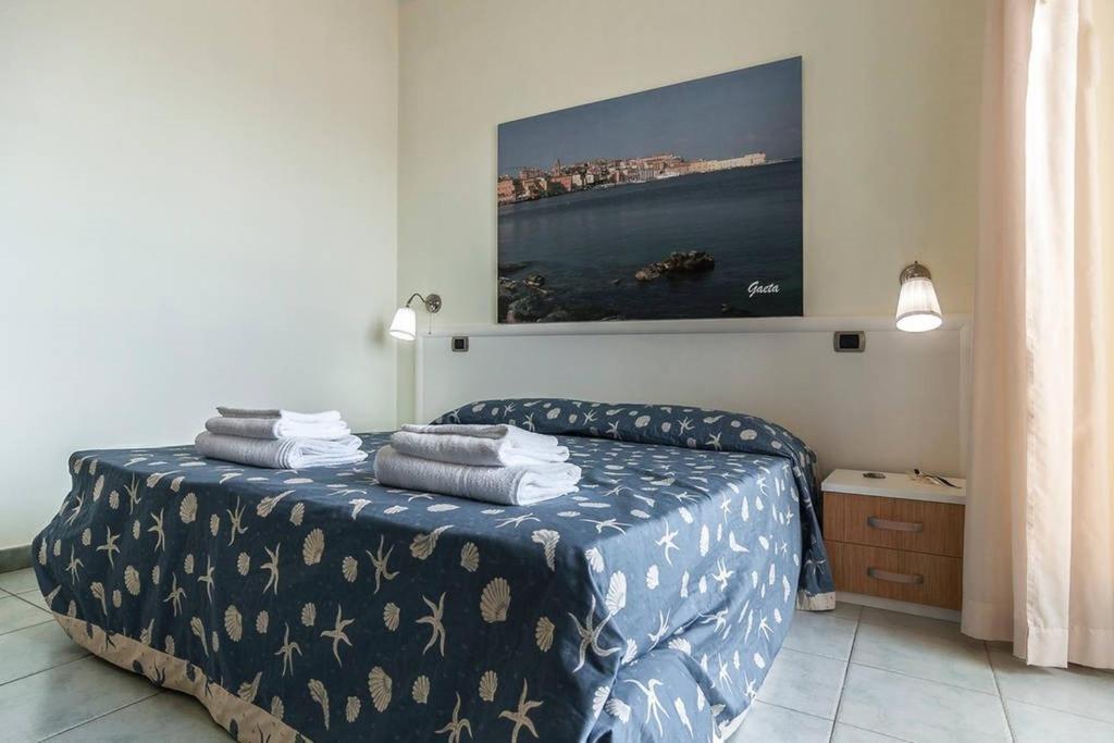 Hotel Tirreno Formia Camera foto