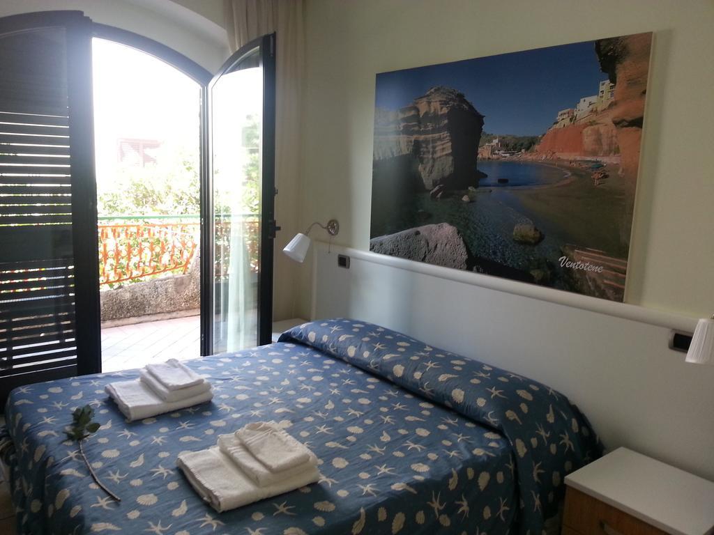 Hotel Tirreno Formia Camera foto